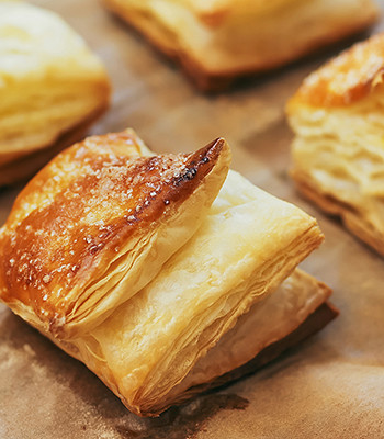 Sweet & Savory Brie in Puff Pastry